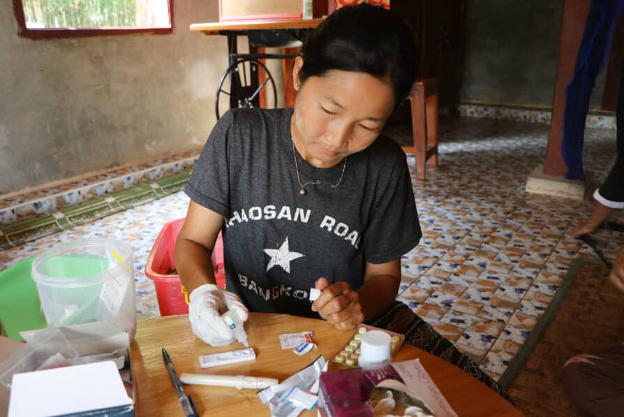 6985Holding the Line on Malaria in Myanmar